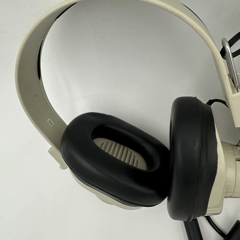 (2) Pair of Califone 2924AV-P - IG - Over Ear Headphones Wired gallery