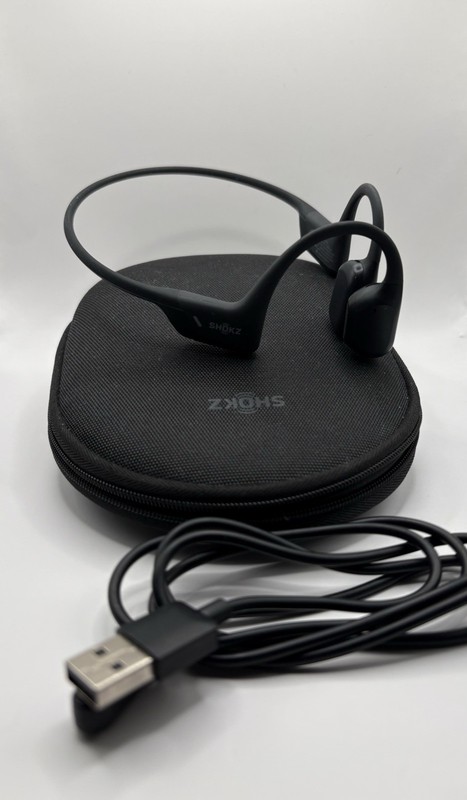 Shokz S810 OpenRun Pro Bone Conduction Open Ear Sport Tested Case Charger