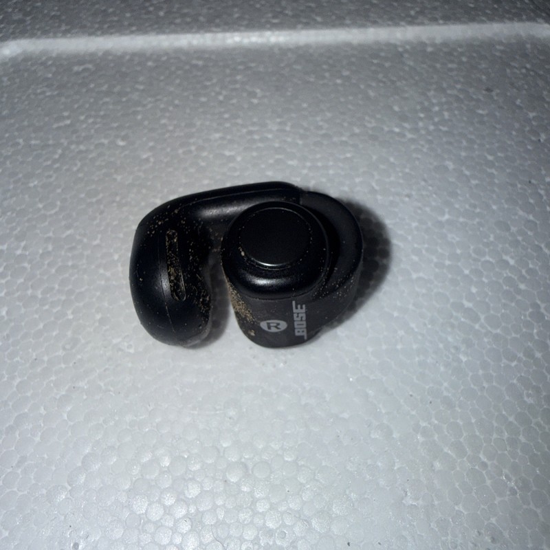 Bose Ultra Open Ear Bud *PARS/REPAIR*Right Side Only ( Will Not Charge)Black