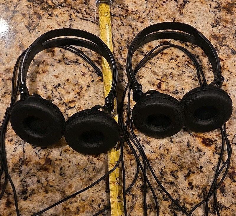 Pair of Sony MDR-V150 Dynamic Stereo Headphones Black Over-Ear MDR-V150 MPN gallery