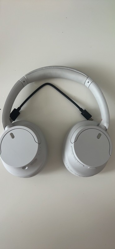 Sony WH-CH720N Noise Canceling Wireless Headphones – White