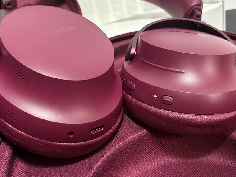 Original Bose QuietComfort Ultra Noise Cancelling Headphones Deep Plum gallery