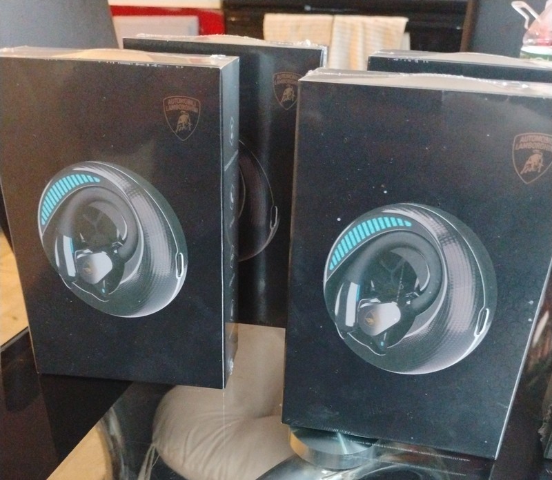 lamborghini earbuds