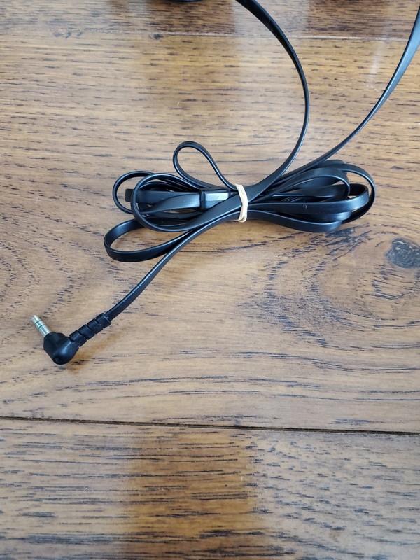 Sony MDR-XB500 Black Stereo Headphones with Extra Bass - Black gallery