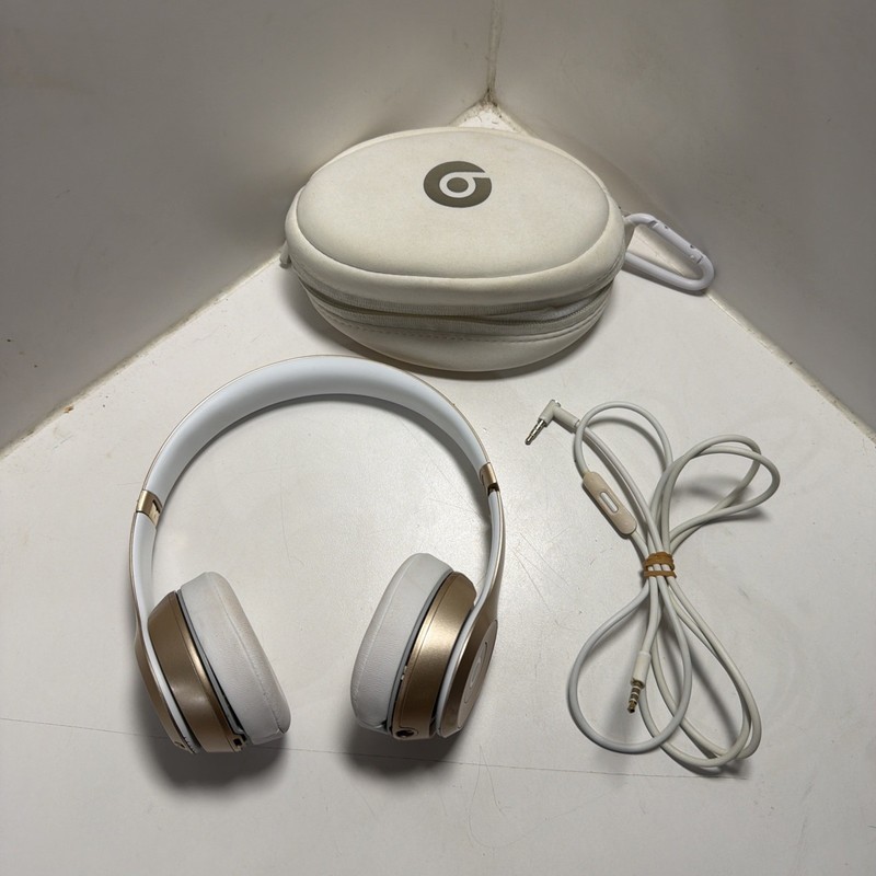 Beats Solo2 Wireless On-Ear Headphones TESTED Rose Gold & White Model B0534