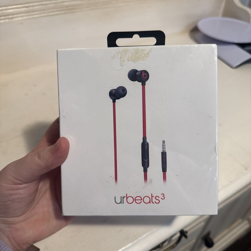 Beats By Dr. Dre – Urbeats3 Earphones With Lightning or 3.5mm Jack brand new