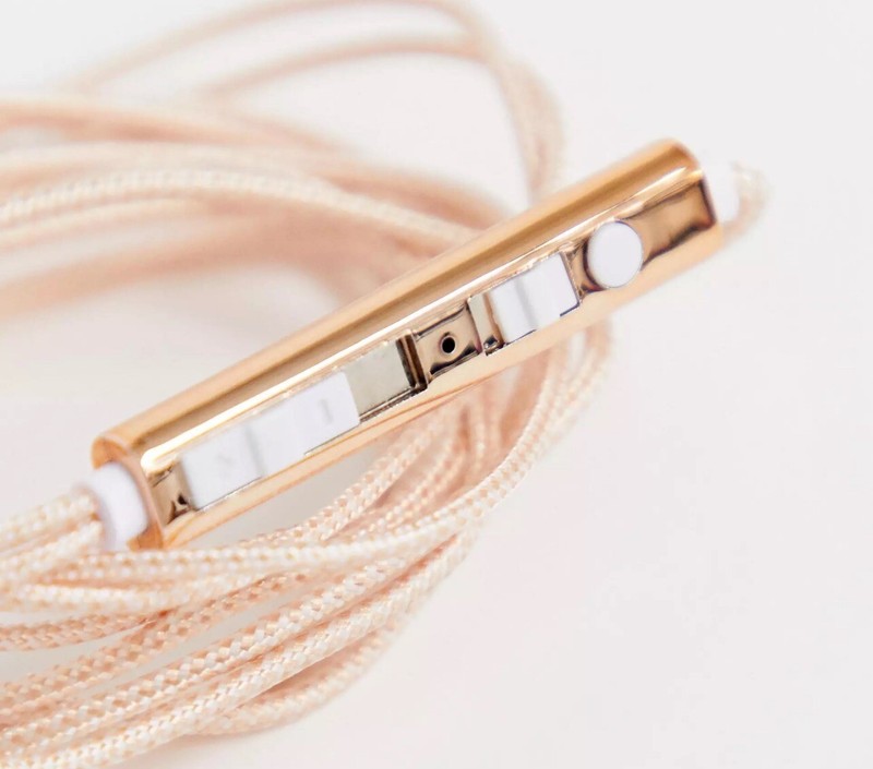 Typo Luxe Metallic Rose Gold Earphones HI-FI Stereo Sound Volume & Microphone gallery