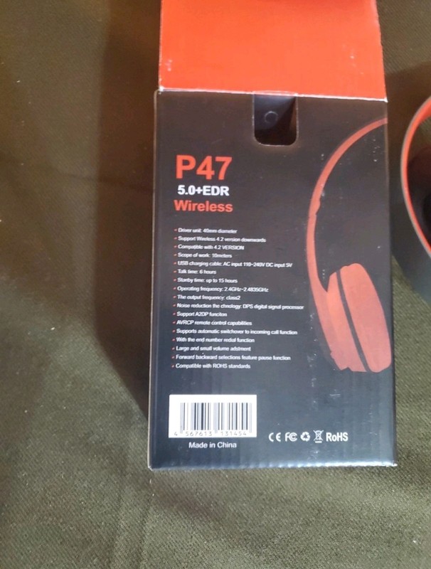 Package Of (3) P47 wireless headphones gallery