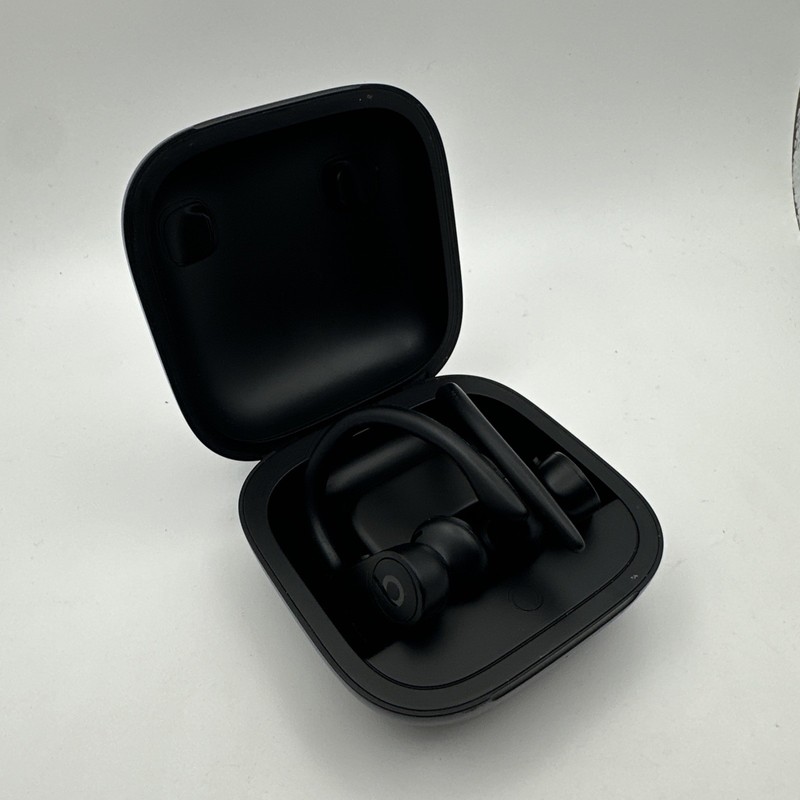 Beats by Dre Powerbeats Pro In Ear Wireless Headphones – Black – Excellent
