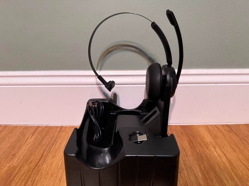 Wireless Headset w/ AI Noise Cancelling, Mic for Work (65 Hours Woktime & Mute) gallery