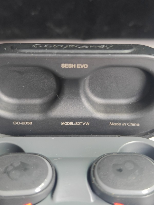 The Skullcandy Sesh Evo True Wireless Bluetooth Earbuds 24 Hours Battery Life gallery