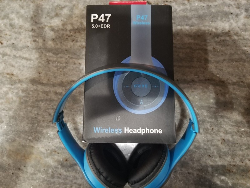P47 5.0 + EDR Wireless Headphone - Neon Green, Red, Black, Blue gallery