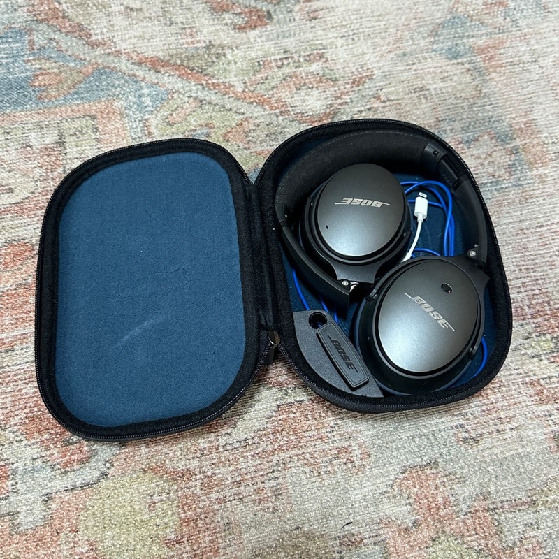 Bose QuietComfort 25 QC25 Wired Noise Cancelling Headphones with Case and Cable gallery