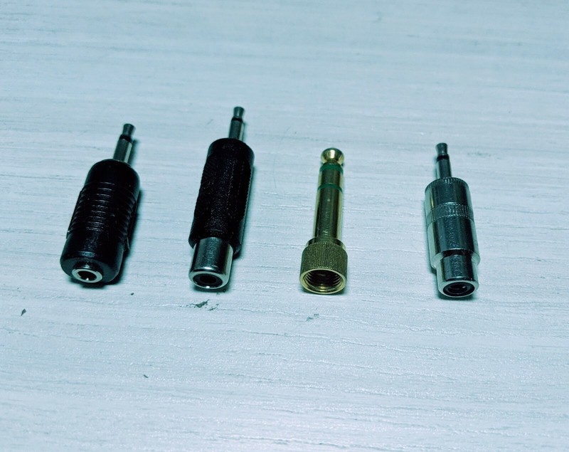 Lot of 4 Various Phone Adapter Plug 1/8″ 1/4″ RCA Jack Headphones threaded Metal