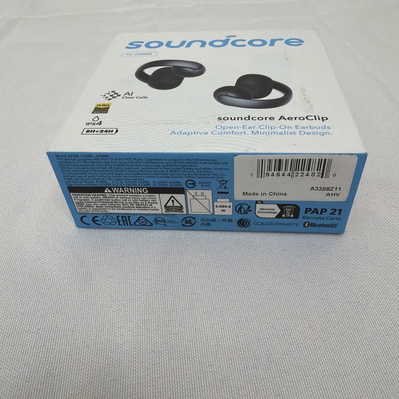 Soundcore AeroClip Open-Ear Earbuds Clip-On Headphones 4 Mic AI-Boost gallery