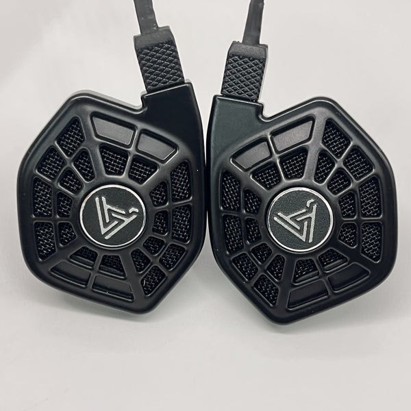 Audeze iSINE 10 Earphones Lightning Cable In-Ear Monitors Used Akihabara Japan