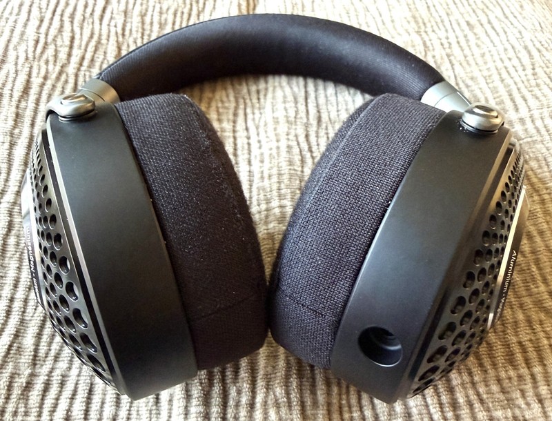 NiB Focal Lensys Professional ~ Closed-Back Over-Ear Headphones gallery