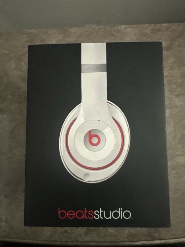 Beats by Dr. Dre Studio Pro Headphones Empty Box Only