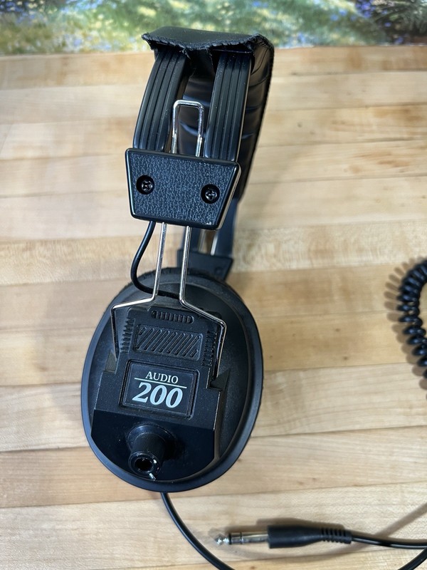Vintage Rare Wired Audio 200 Volume Adjustable Headphones Tested gallery