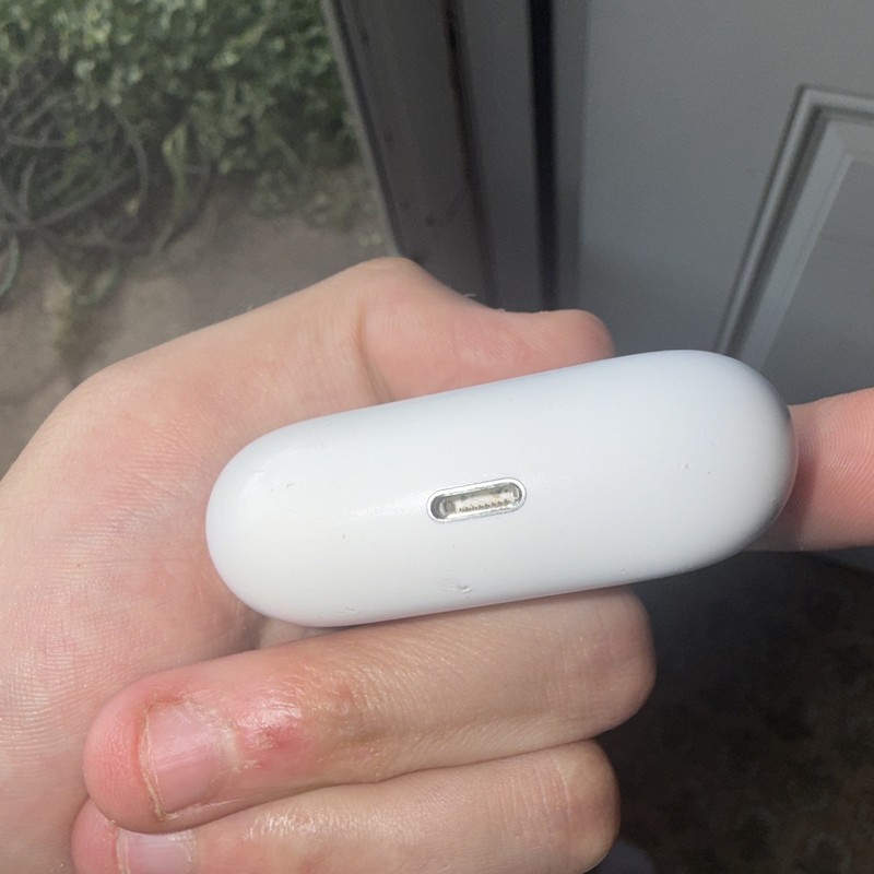 Apple AirPods Pro In-Ear Wireless Bluetooth Earbuds w/ Charging Case, White gallery
