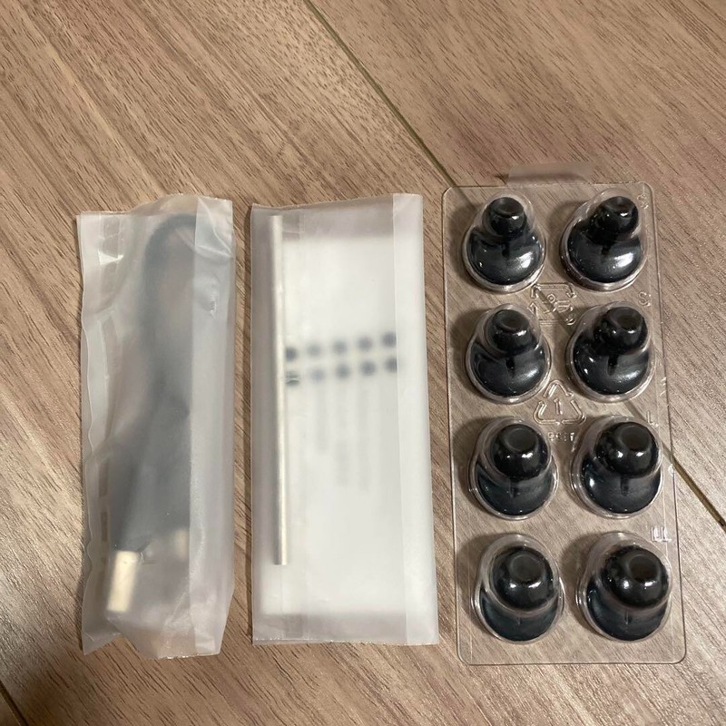 Final ZE8000 Bluetooth Wireless Earphones ANC 8K Sound Black High-Quality Audio gallery
