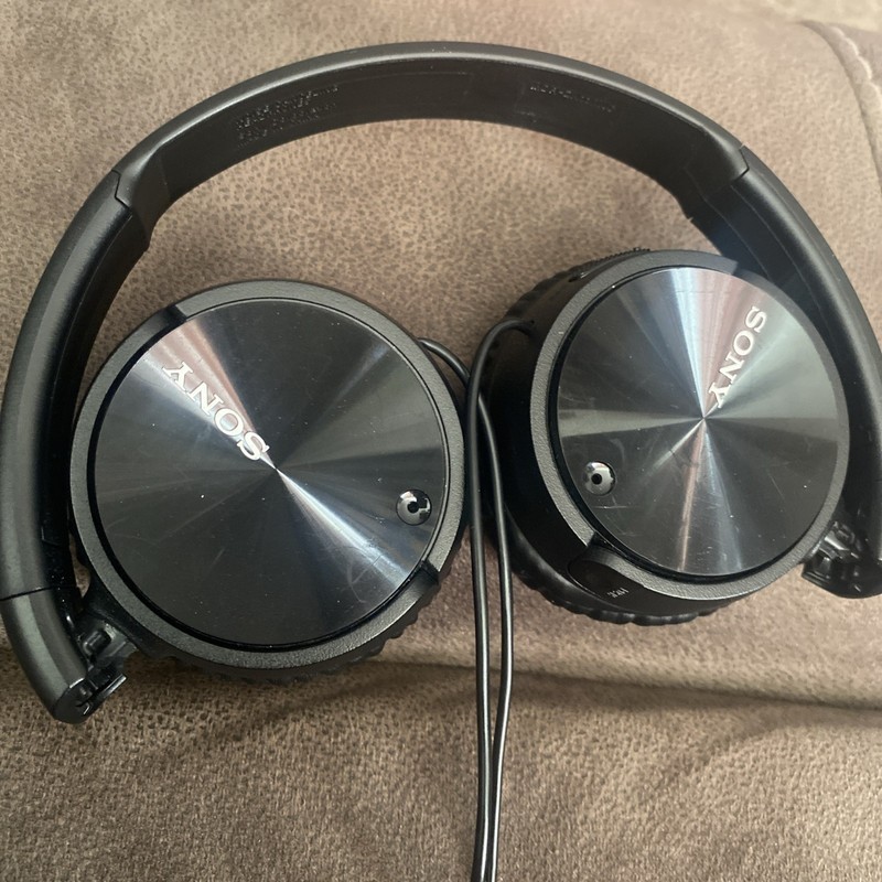 Sony MDR-ZX110NC Noise Cancelling Headphones MDRZX110NC Black