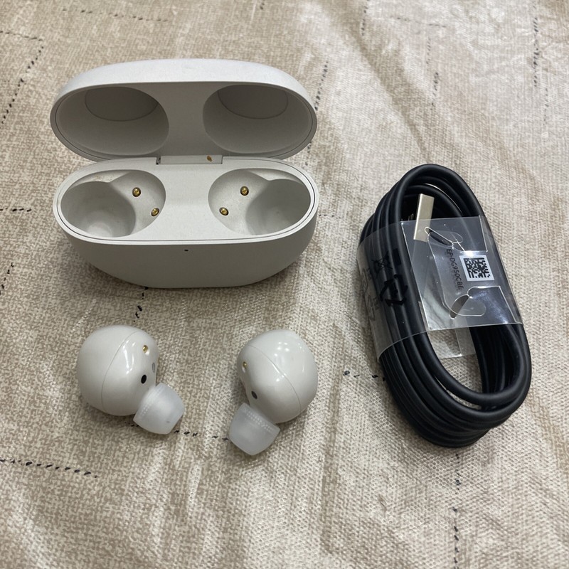 Sony WF-1000XM5 Noise Canceling Truly Wireless Bluetooth Earbuds – Silver