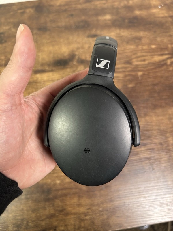 Sennheiser HD 350BT Headphones Only - Tested And Working gallery
