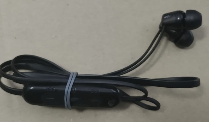 SONY WI-C310 WIRELESS STEREO HEADSET Earphones Bluetooth USB-C Black DC3.7V
