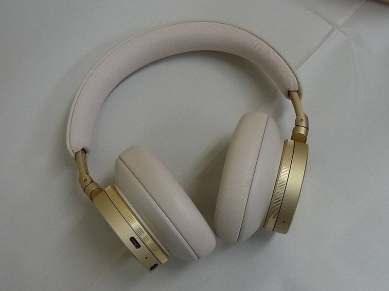Bang & Olufsen BeoPlay H95 Bluetooth Wireless Headphones Confirmed Operation F/S gallery