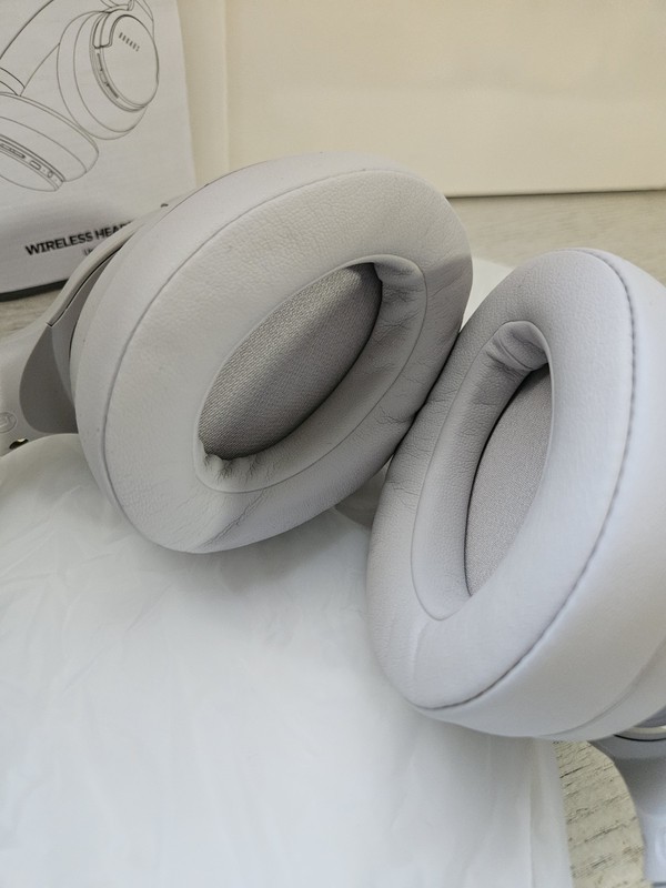 NEW Doqaus Life 4 Wireless Headphones Light Grey Gray Open Box New gallery