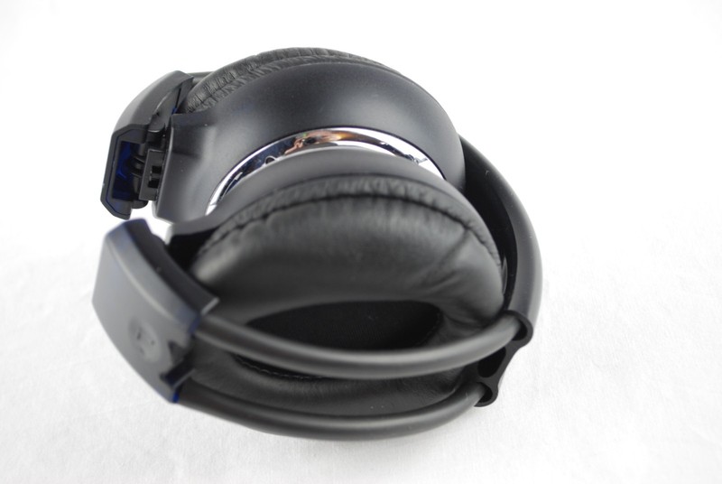 Ouku Two Channel Folding Rear Music System Infrared Headphones gallery