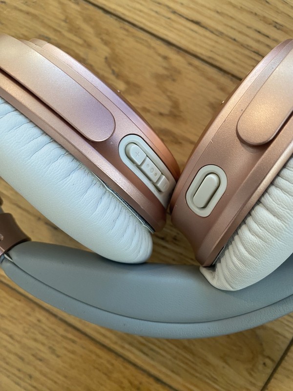Bose QuietComfort 35 Wireless Headphones II Noise Cancelling Pink Rose Gold gallery