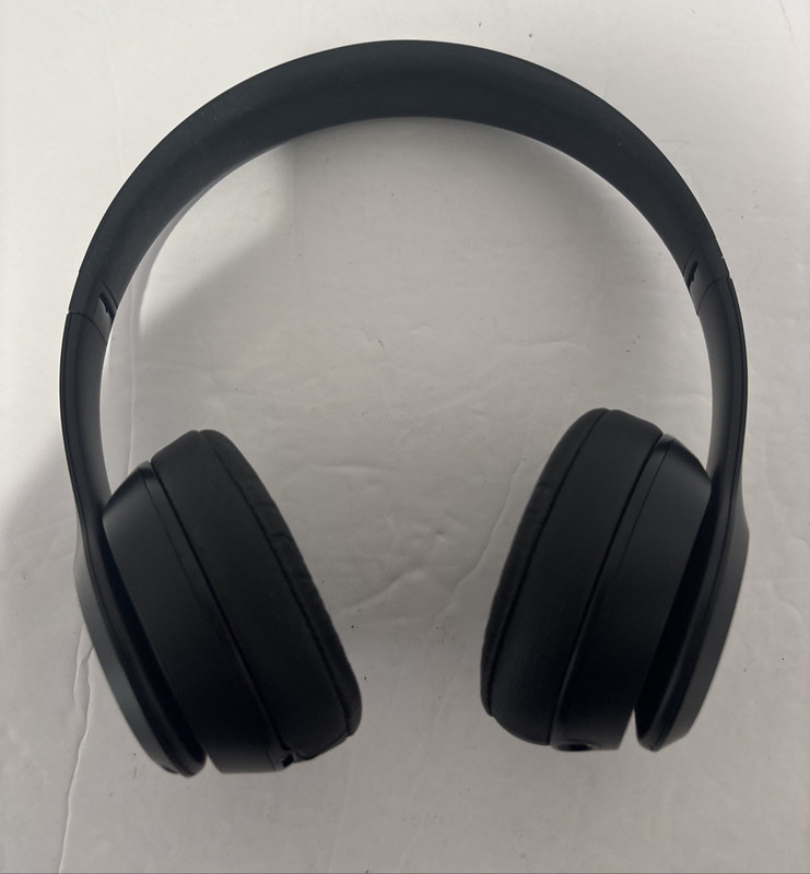 Beats Solo3 Wireless Bluetooth Headphones Black Tested Working gallery