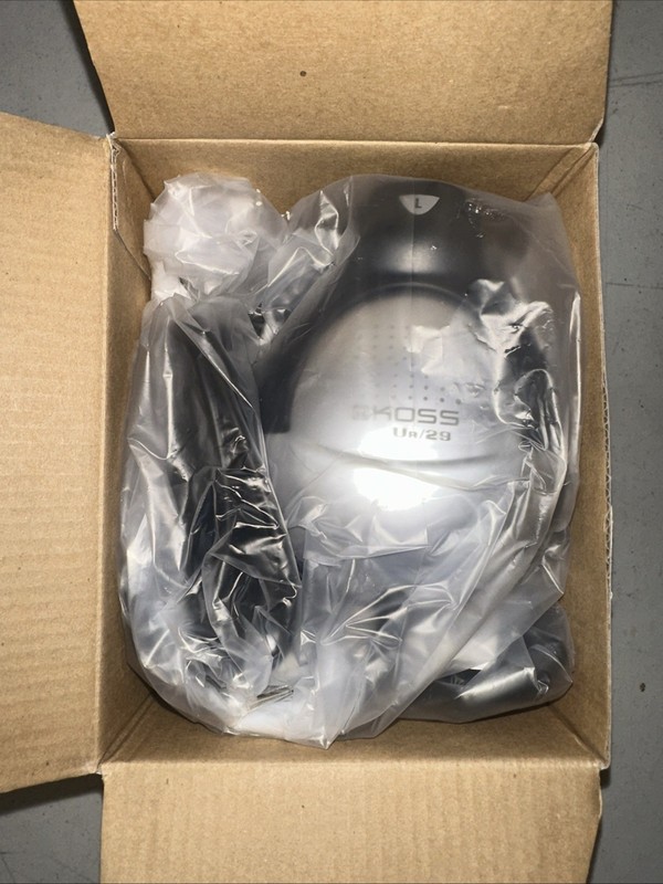 Koss Model UR 29 Full-Size Stereophones Headphones Volume Control Brand New! NOS