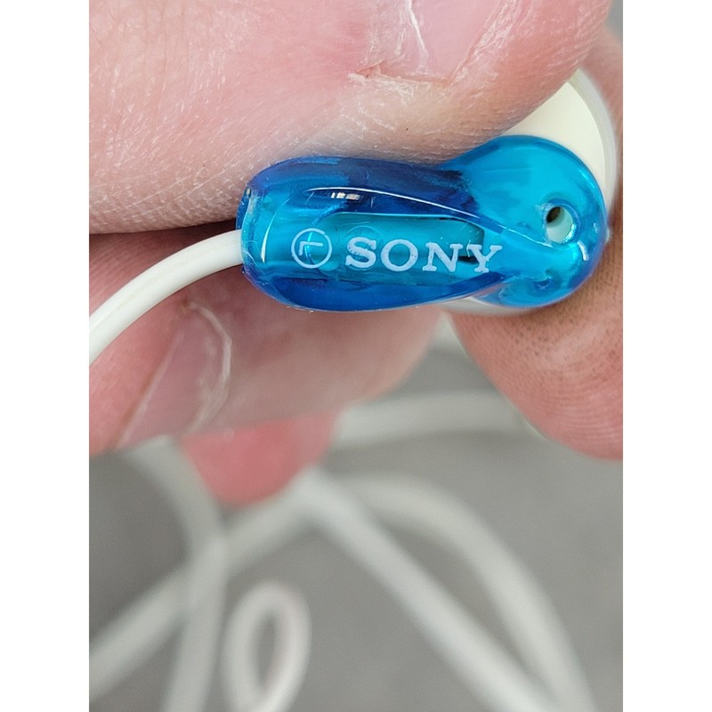 Sony MDR-E9 Vintage Wired Earbuds White Blue Translucent Walkman Headphones 3.5m gallery