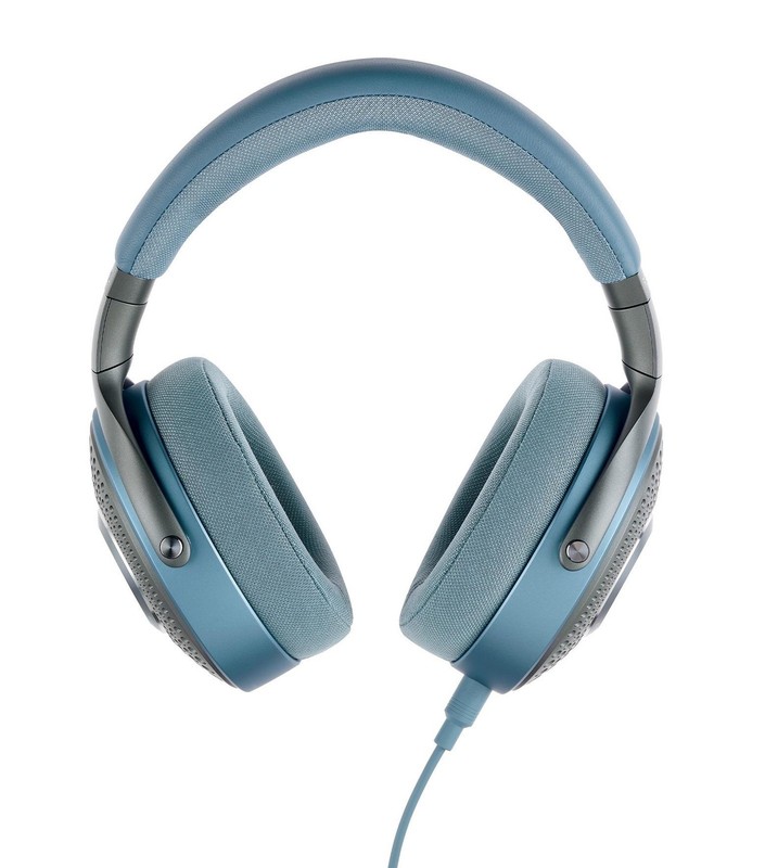 New Focal Azurys Closed-Back Over-Ear Headphones (Blue) gallery
