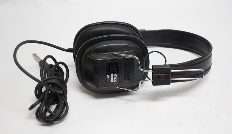 Headphones LA-20 Corded Over-Ear Stereo Lavender Wired Headphones