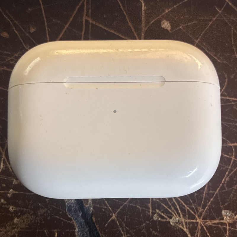 Apple AirPods Pro Wireless Bluetooth Earbuds White with Charging Case(READ DESC)