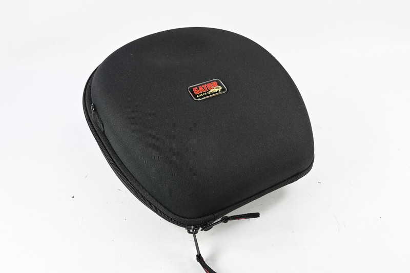 Gator DJ Headphones Carry Bag Case w/ Shoulder Strap & Storage Compartmen #G604