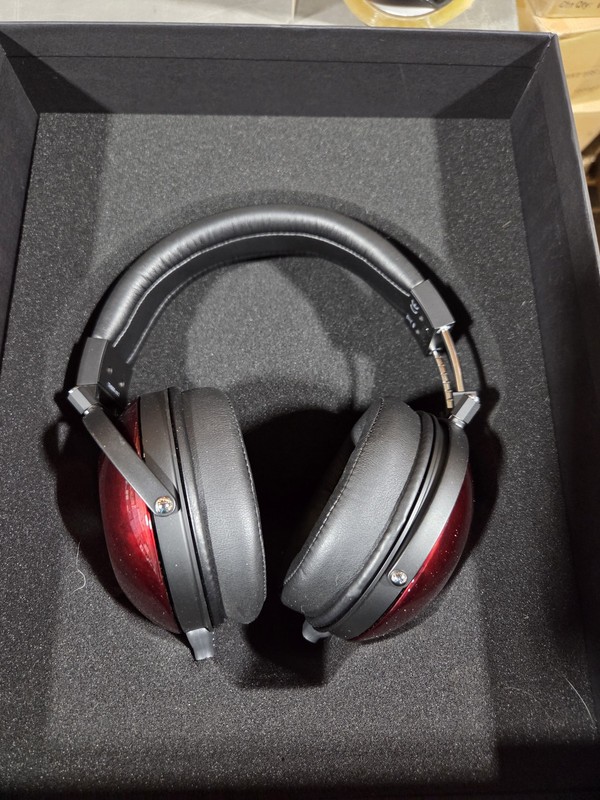 Fostex TH-900 MKII Premium Reference Headphones w Stand B-Stock