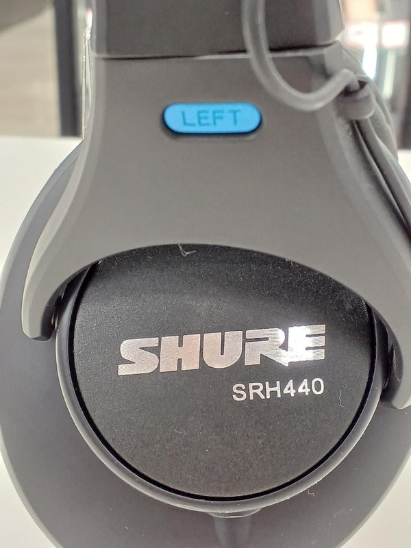 SHURE SRH440 Closed-Back Professional Studio Monitor Wired Headphones Used gallery
