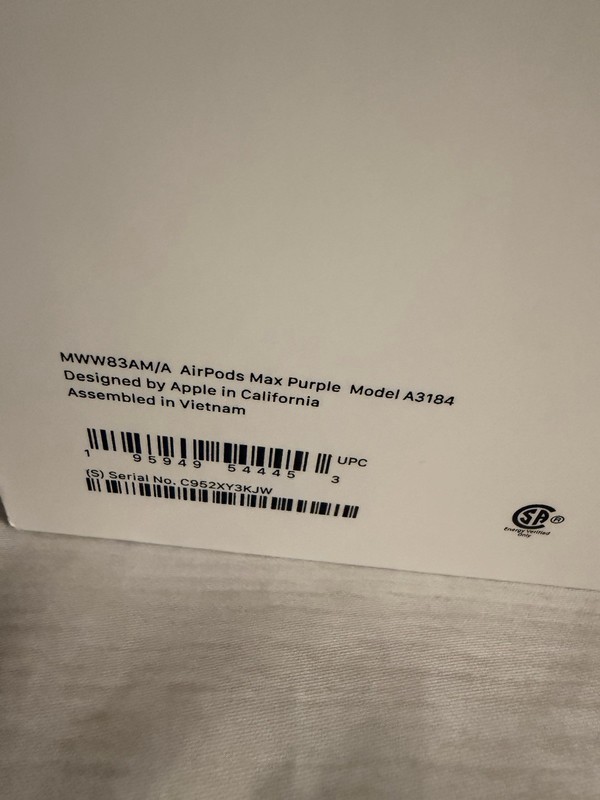 Apple AirPods Max Purple Headband Over-Ear A3184 with Smart Case & Accessories gallery