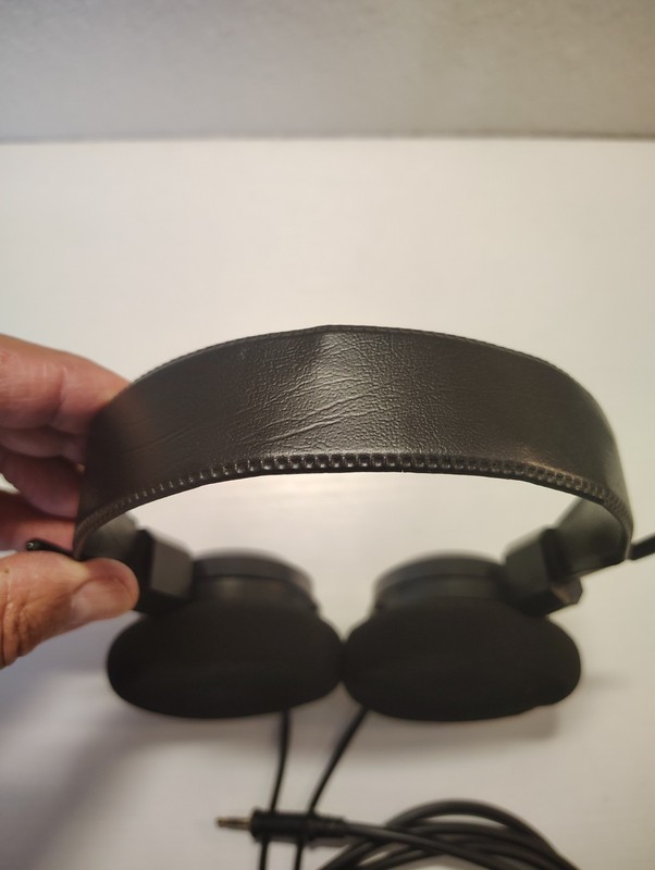 Grado Labs SR80e Prestige Series Black Headphones In Good Condition gallery