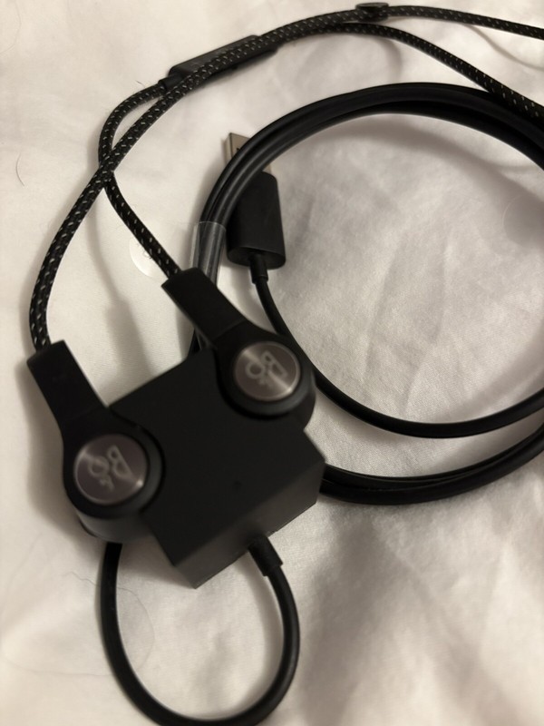 Bang & Olufsen BeoPlay H5 Bluetooth In-Ear Headphones