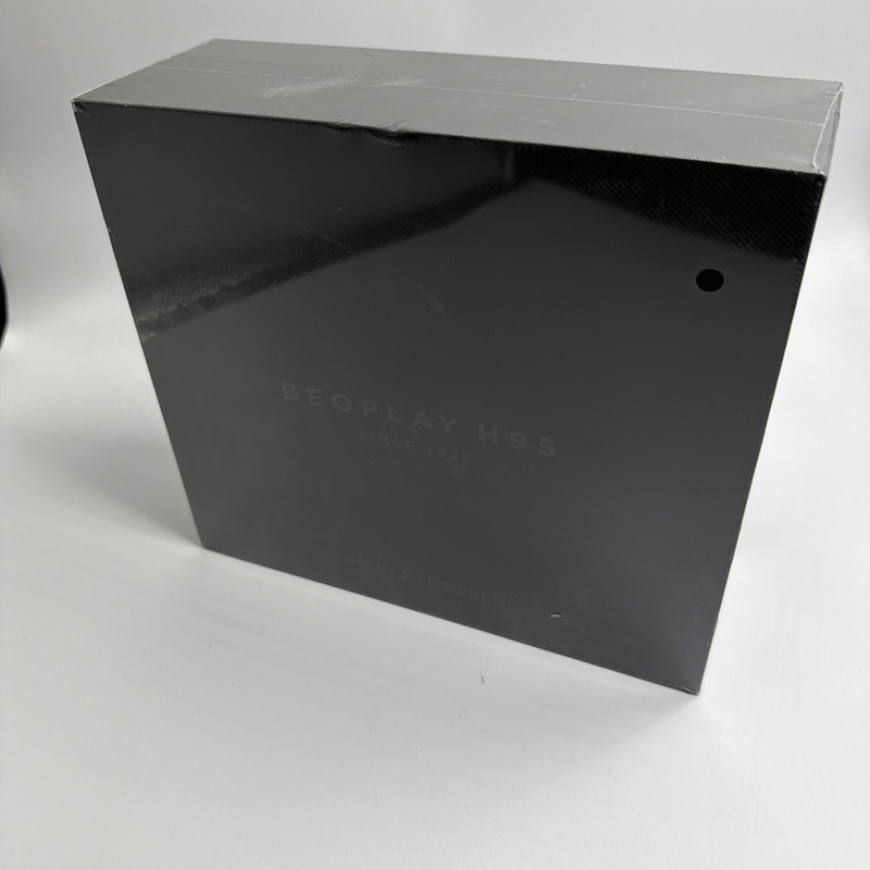 Bang & Olufsen Beoplay H95 Headphones – Black – New In Sealed Box