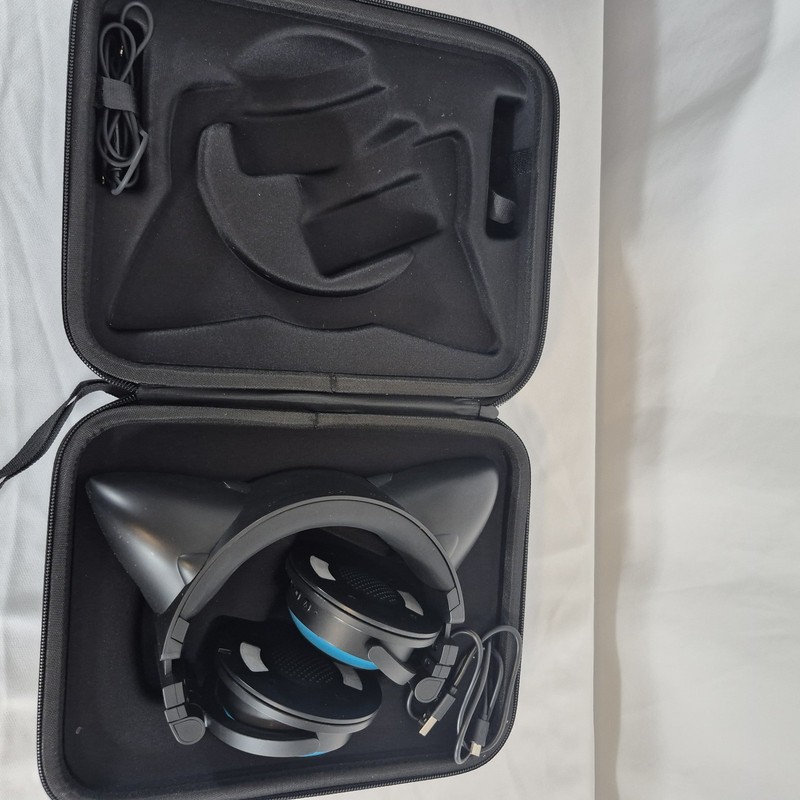 Brookstone Wireless Cat Ear Headphones With Speakers Light Up Blue (No Ear Pads) gallery