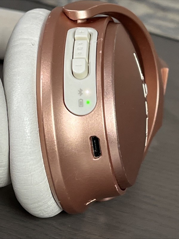 Bose QuietComfort 35 II 2 QC35 Noise Canceling Headphones Limited Ed Rose Gold gallery