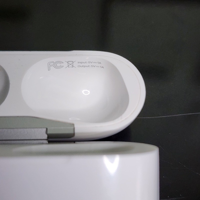 Apple AirPods Pro 1st Gen OS White | Noise Cancelling | *Read Description gallery
