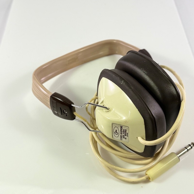 Pioneer SE-4GH Vintage Stereo Headphones 8 Ohm Made in Japan Tested Working gallery
